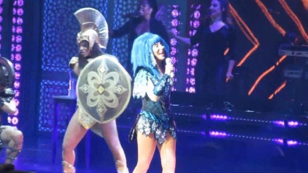Cher - Strong Enough (Wiener Stadthalle)