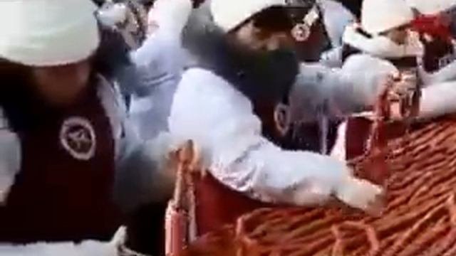 Раздача бесплатных сосисок на 8 марта в Тюмени смотреть онлайн