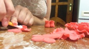 Розочка из мастики, розы для торта, первый раз делаю розочки из мастики, готовимся к юбилею