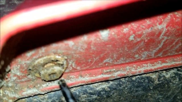 Project 2006 Polaris Sportsman 500 EFI : Front Storage Rack Removal смотреть онлайн