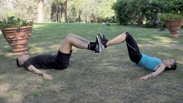 STRENGTHEN GLUTEOS - Фитнес упражнения в паре смотреть онлайн