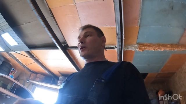 Лексус NX200 замена пыльника наружнего шруса.