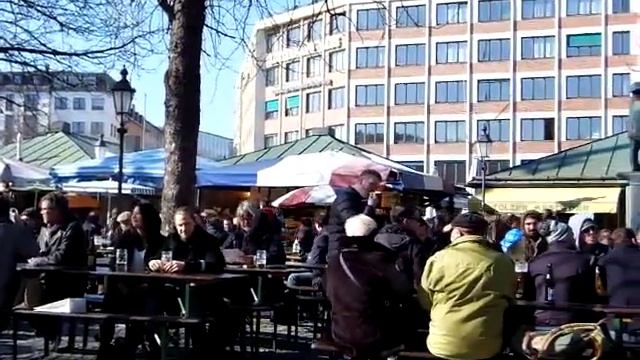 Viktualienmarkt　in　München смотреть онлайн