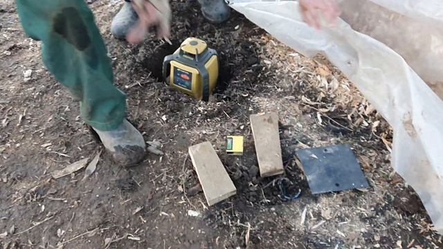 Теплица по Миттлайдеру на 320 м2 - заготовки на арки, антисептирование, свайное поле смотреть онлайн