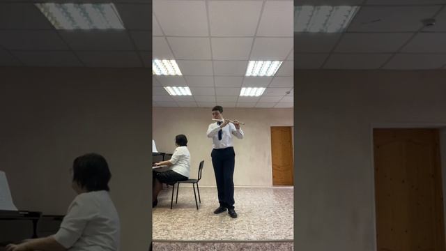 Чипко Данил, 14 лет 1. Анданте Р. Глиэр 2. Вальс из оперы «Война и мир» С. Прокофьев смотреть онлайн