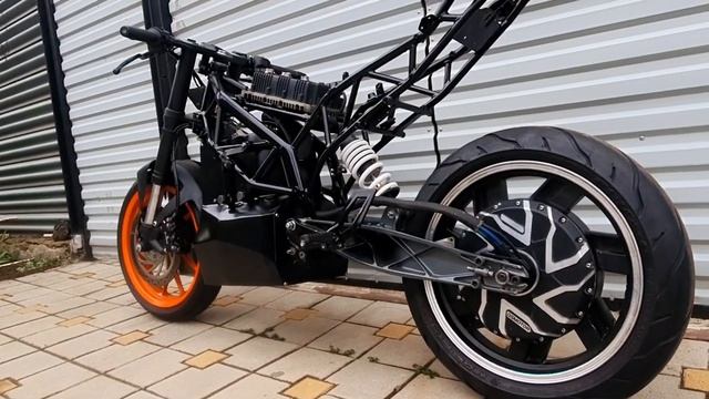 электромотоцикл KTM RC Electric смотреть онлайн