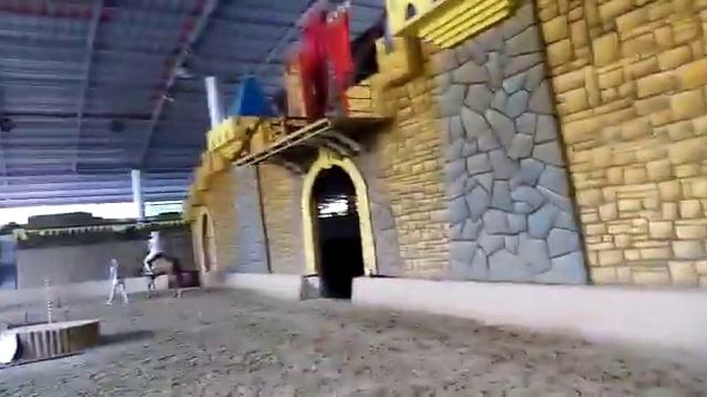 Поехали верхом!Let's go on horseback! смотреть онлайн