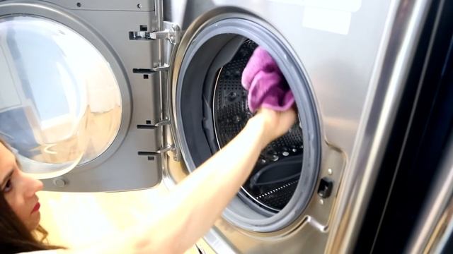 How to Clean Your Washing Machine (Cleaning Motivation) смотреть онлайн