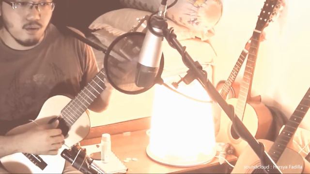 Imagine - John Lennon (guitalele cover | TheNylonTones | w/Chords and Lyrics) смотреть онлайн