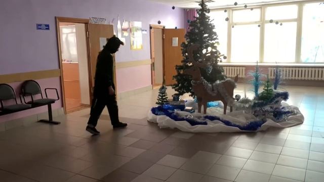 Новогодняя атмосфера в МБОУ «Гимназия №1 Брянского района» смотреть онлайн