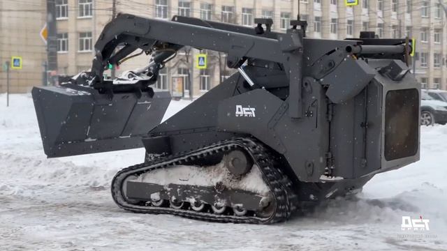 Погрузчики ДСТ-УРАЛ на уборке снега смотреть онлайн