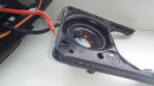 Паль динамика JBL Лютый треск ?
