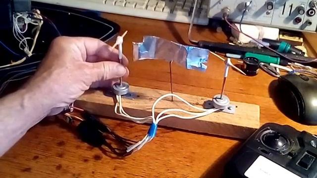 Бесколлекторный двигатель с любым пультом. Кораблик Flytec. смотреть онлайн