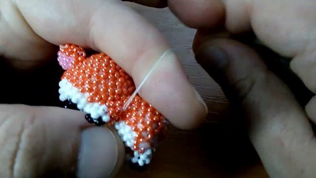 Лисичка из бисера. Часть 6. Лапки. Амигуруми из бисера. смотреть онлайн