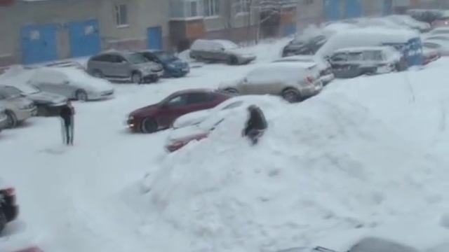 Дети катаются под машины смотреть онлайн