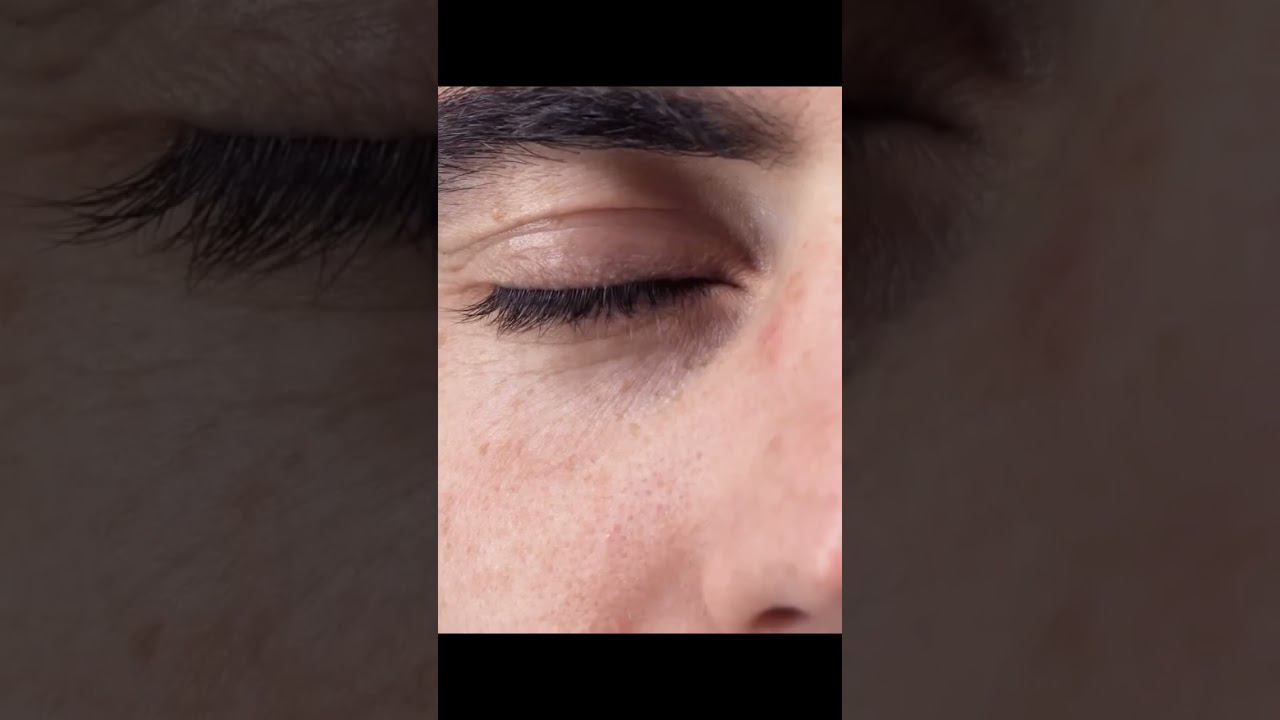 Почему в самолёте так темно?? #shorts #факты #рейс смотреть онлайн