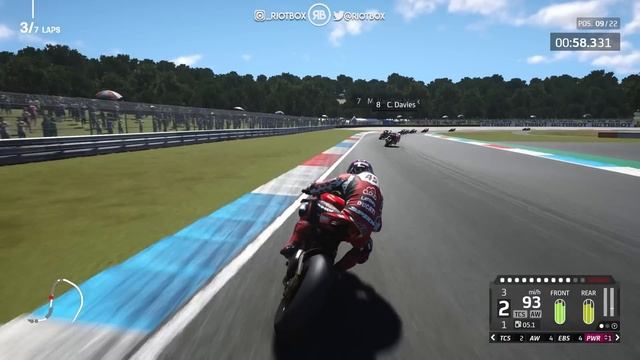 BASICALLY THE WSBK GAME!! смотреть онлайн