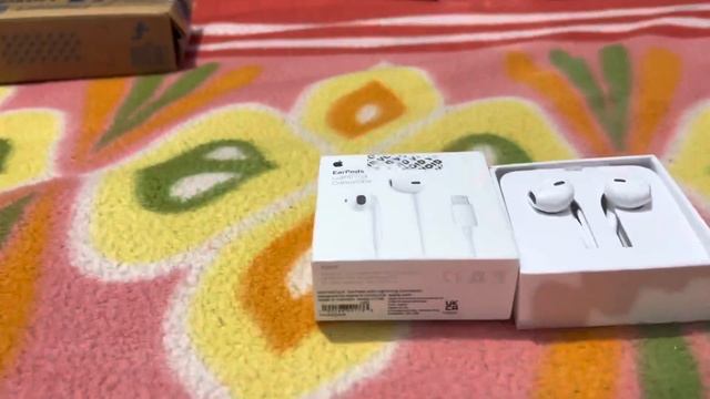 APPLE EarPods with Lightning Connector @Apple #apple #applemobile смотреть онлайн