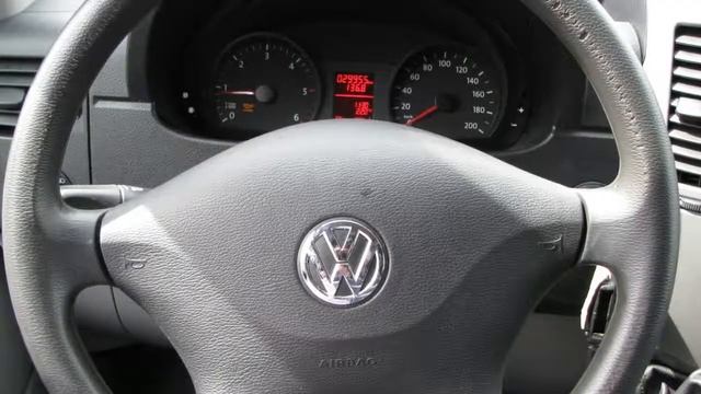 Volkswagen Crafter 35 2.0 TDI L3H2 смотреть онлайн