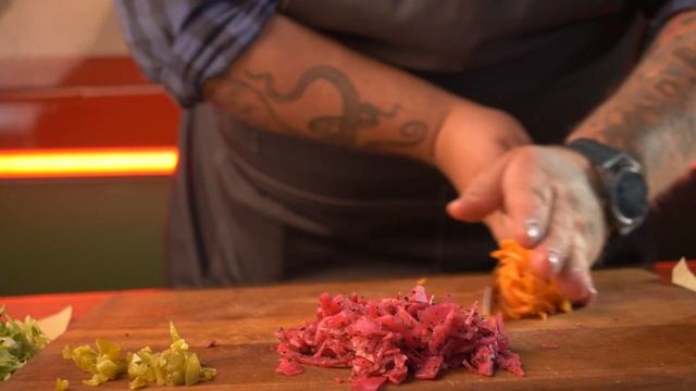 Добился успеха на фудтраке с дровяной печью! смотреть онлайн