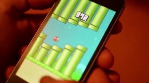 Разбил телефон из-за игры