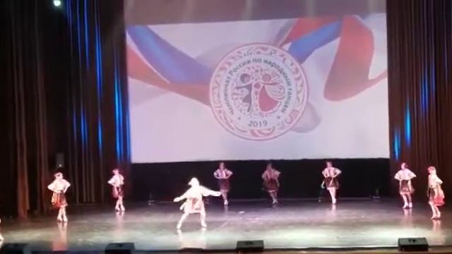 Хореографический коллектив «Заслава» Украинский танец/2019 смотреть онлайн
