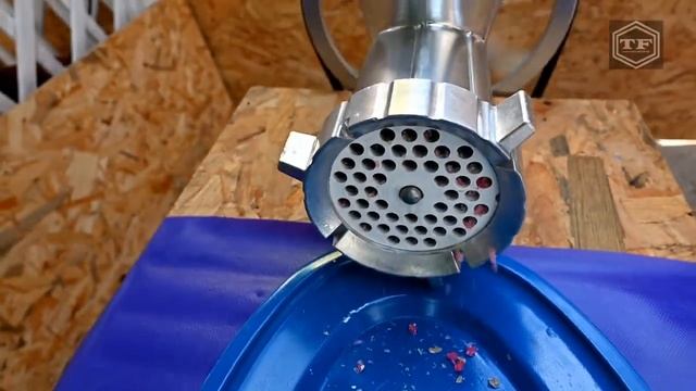 Чупа-чупсы против мясорубки смотреть онлайн