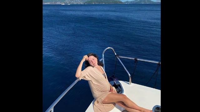 LA MUERTE QUE HIZO MUCHO A BERGUZAR KOREL смотреть онлайн