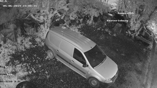 Авто ночью с видеокамерой HiWatch DS-T210 объектив 3,6мм смотреть онлайн