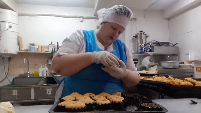 5 серия КЕКС СТОЛИЧНЫЙ С ЦУКАТАМИ рецепт в видео..mp4 смотреть онлайн