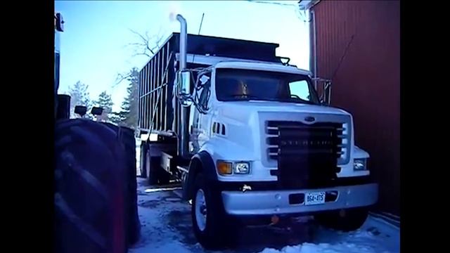 Big rig semi-trucks, ultimate DIESEL COLD start compilation, Volvo v Kenworth v Sterling and more # смотреть онлайн