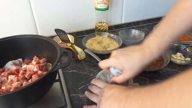 Плов из красного риса. смотреть онлайн