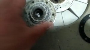 Ремонт стиральной машинки Канди замена подшипников и сальников видео первое (1)