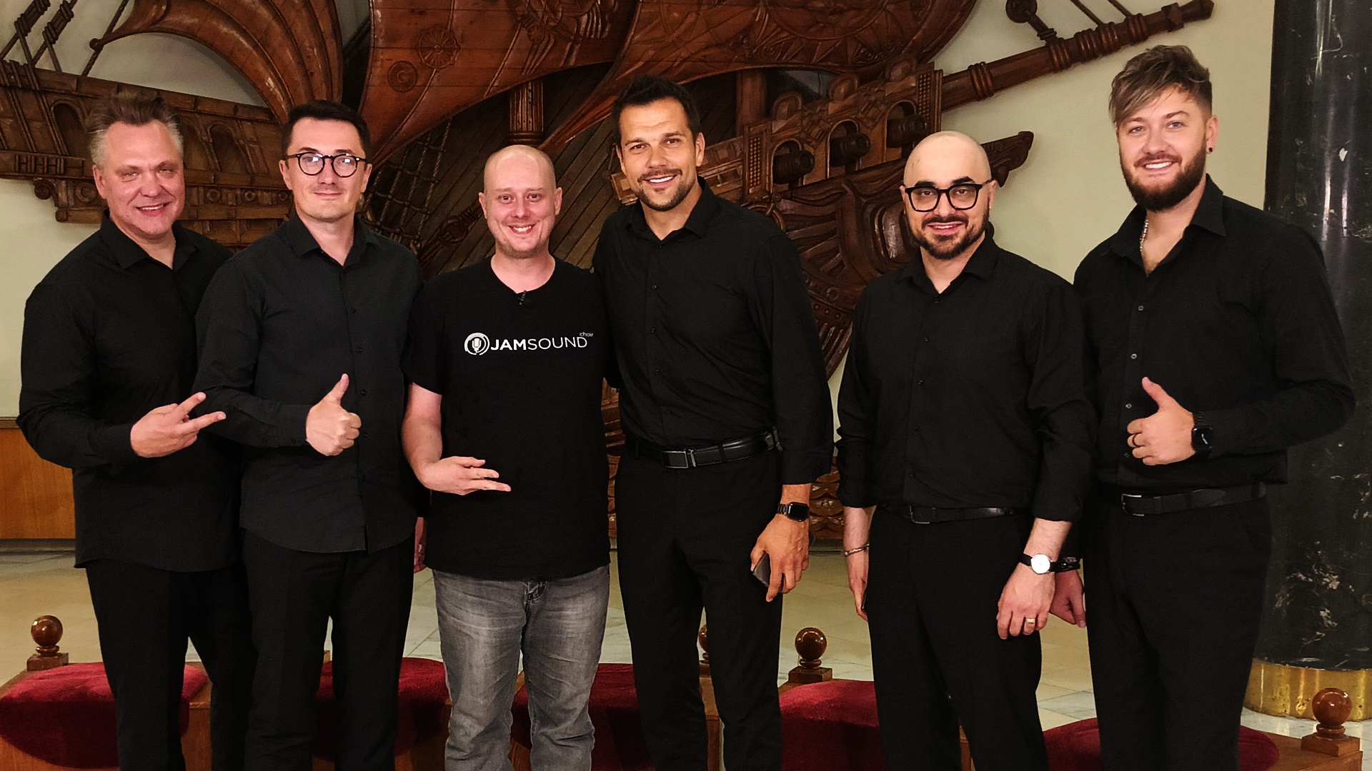 Viva La Musica: в Новосибирске выступила вокальная группа ViVA