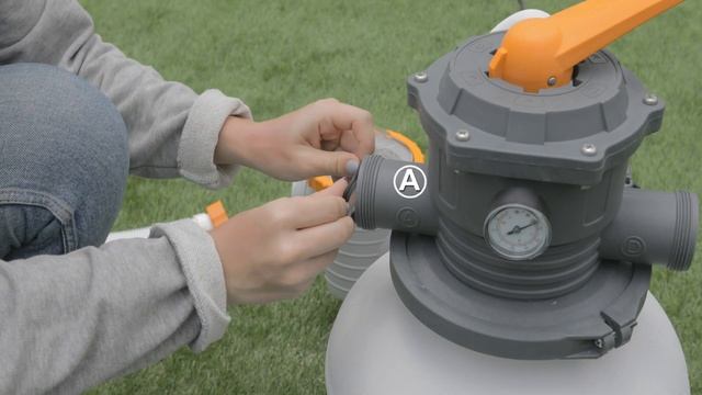 Podłączenie pompy piaskowej do basenu 8327 L/h Bestway 58499 смотреть онлайн