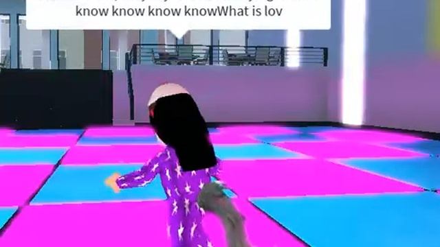 Twice What is love? Roblox version смотреть онлайн