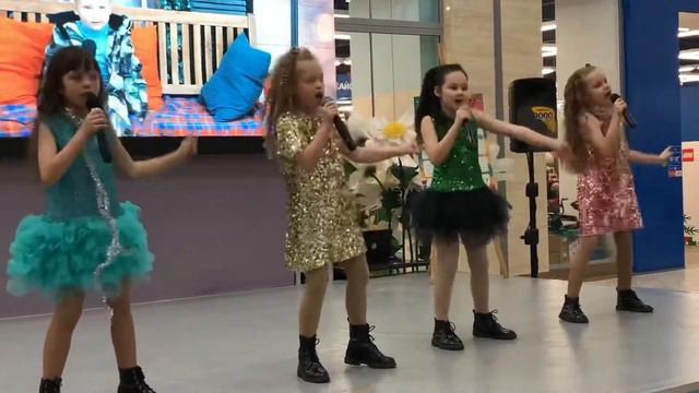 5 кадров - Новый год смотреть онлайн