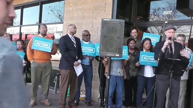 Jason Roberts from OakCliff Dallas speaks about Obamacare смотреть онлайн
