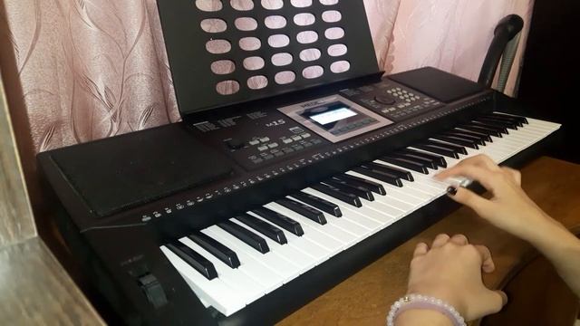 Продаётся синтезатор Medeli M15