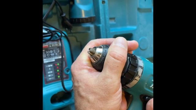 Makita 6260D смотреть онлайн
