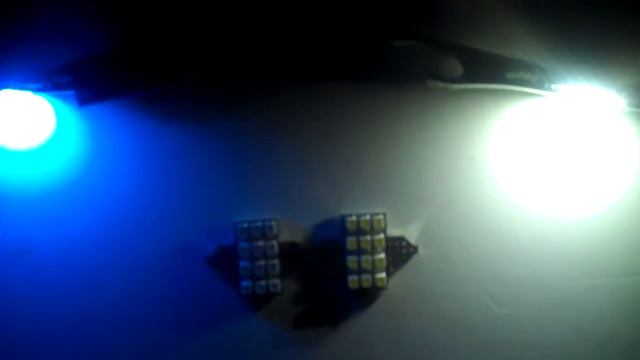 LEDbulbz : "BLUE" 12 SMT-LED bulb vs. "WHITE" 12 SMT-LED bulb 31mm/DE3175/3175/3021/3022 festoon смотреть онлайн