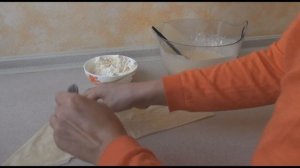 Треугольники с сыром из теста Фило