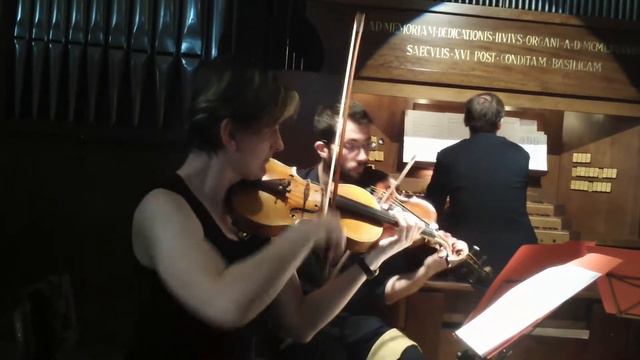 Quartetto Bazzini e M° Caporali - "Fuga sopra Cecilia" F.Caporali смотреть онлайн