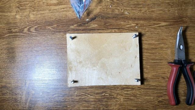 Делаем третью руку для пайки из подручных средств | Как сделать 3 руку смотреть онлайн