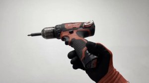 Лучший компактный шуруповерт Milwaukee M12 BDD