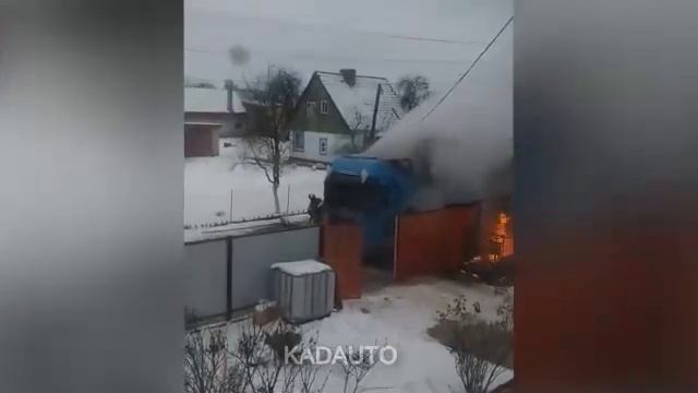 В Гусеве водители прогревали паяльной лампой бак с соляркой смотреть онлайн