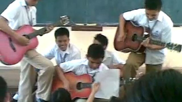 GUITAR HEROES. смотреть онлайн