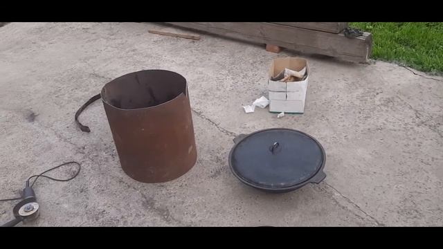 Как сделать УЧАГ для казана из старой бочки?