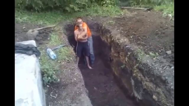 работяги задрались в ямке смотреть онлайн