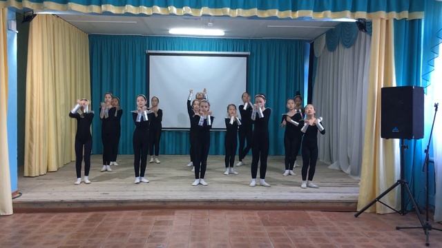 Ансамбль "Журавлик" Ики-Бурульского центра дополнительного образования, Республика Калмыкия смотреть онлайн